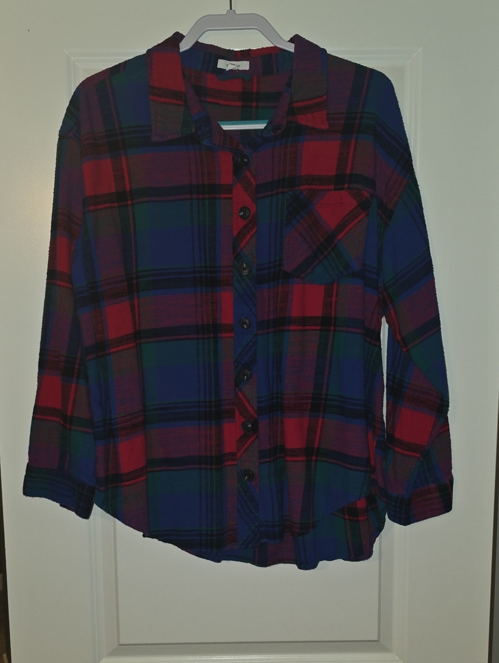 Maurices Plaid Button-Up Shirt in Red & Blue XL